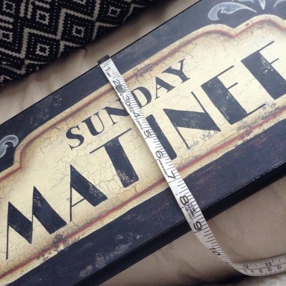 SUNDAY MATINEE WALL HANGING NWOT - Picture 5 of 5